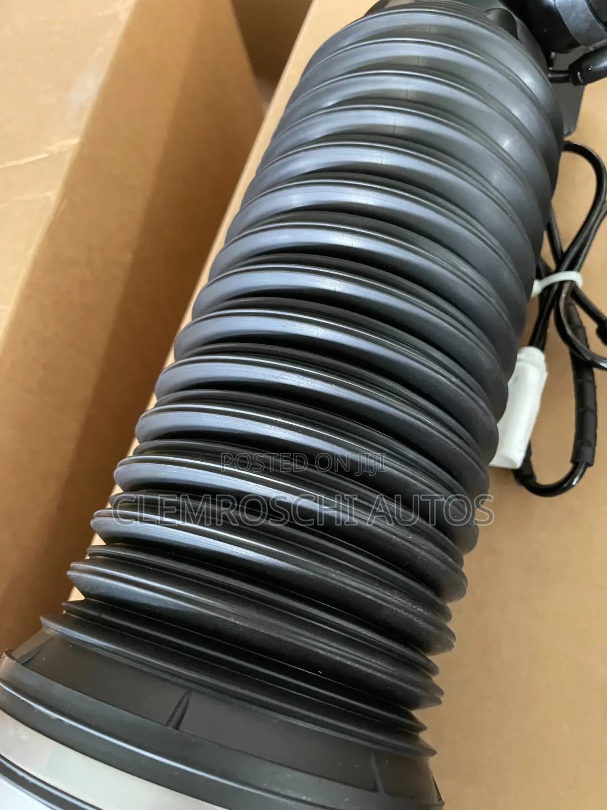 High Quality Certified Complete New Back Ballon Shock BMW 7 Series