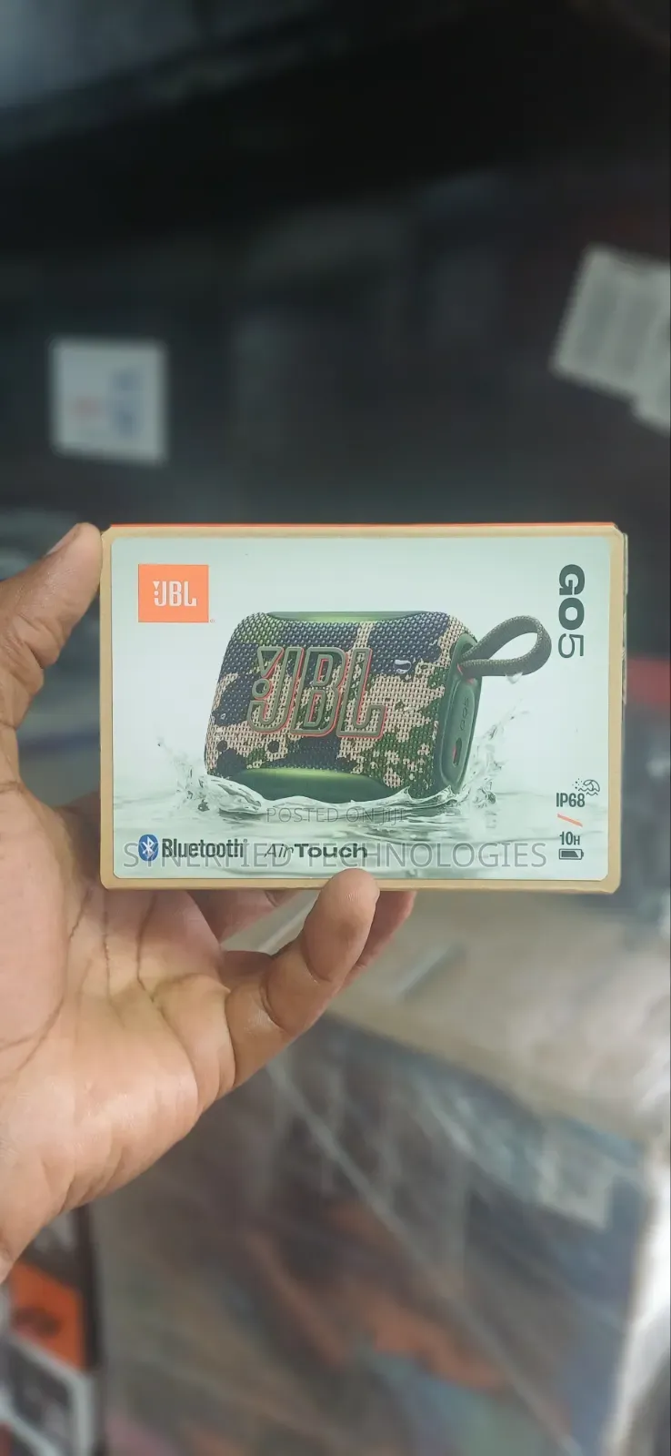 JBL Go 5 Bluetooth Speaker Ip68 Waterproof, Airtouch | Brand New