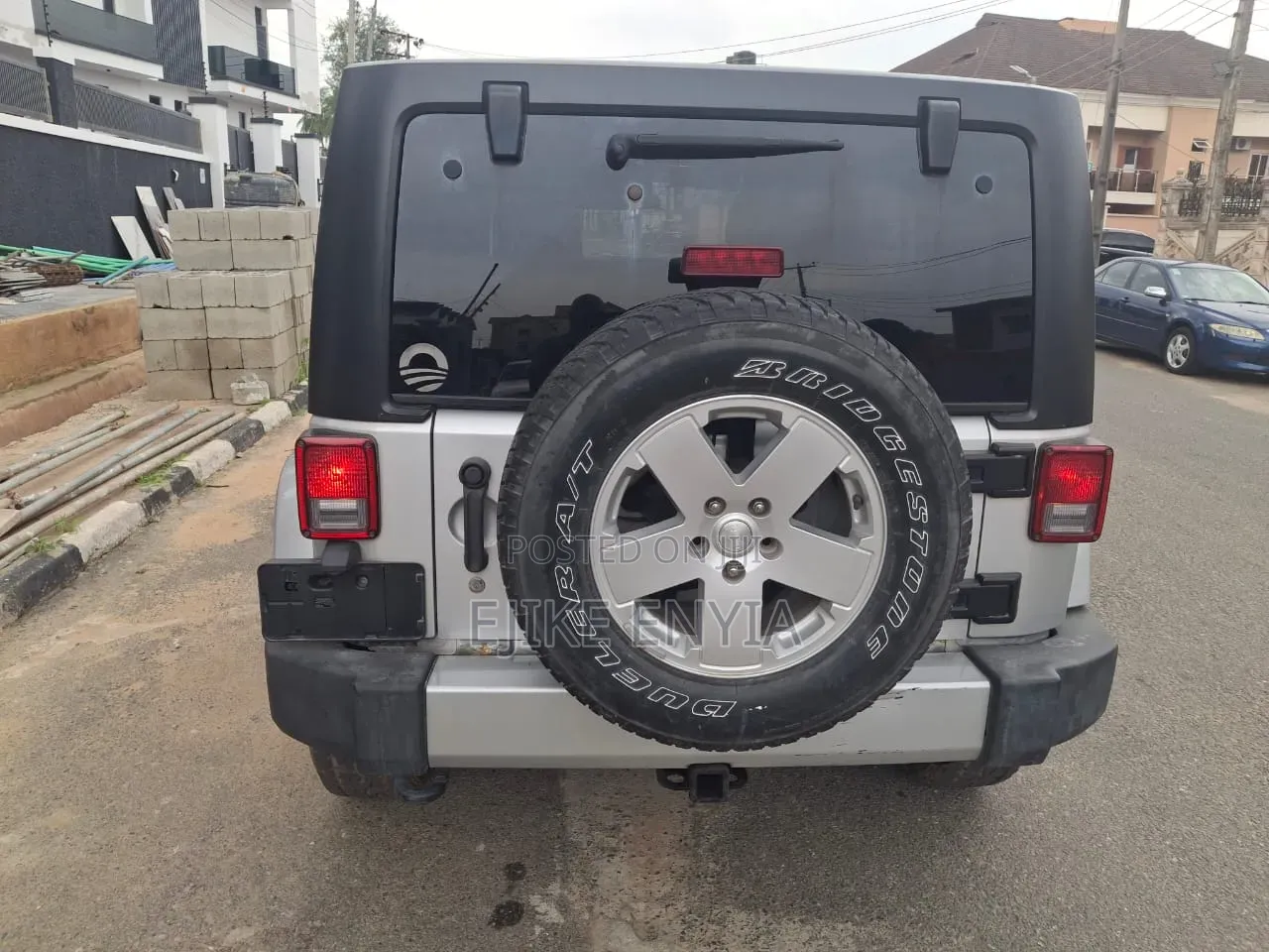 Jeep Wrangler Unlimited Sahara 2011 Silver