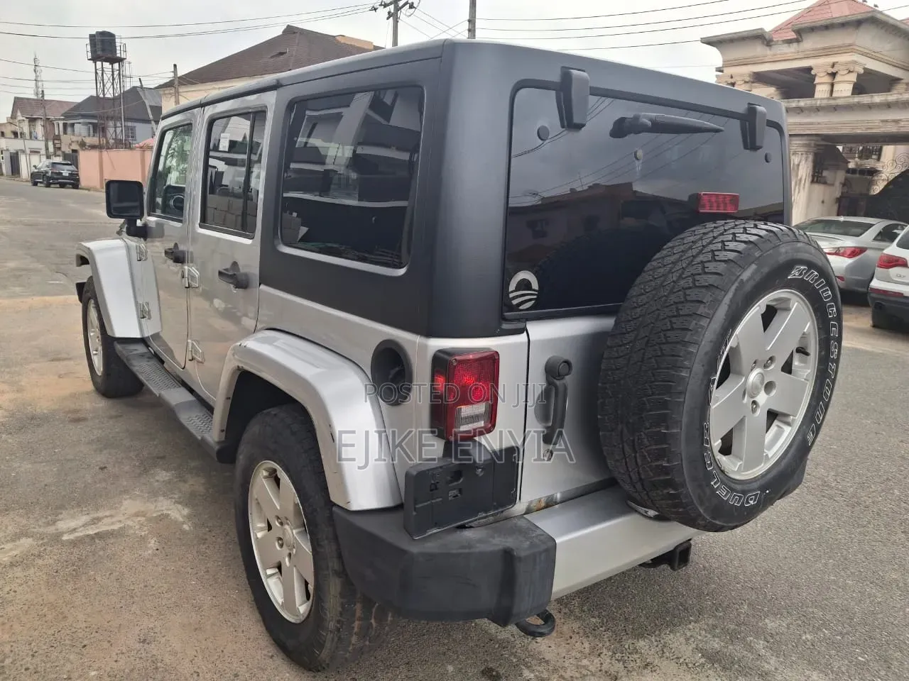 Jeep Wrangler Unlimited Sahara 2011 Silver