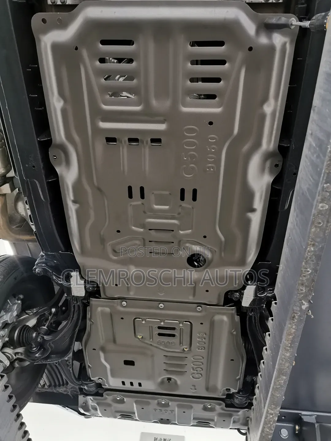 High Quality Certified Complete Brand New Under Engine Cover G63, G500