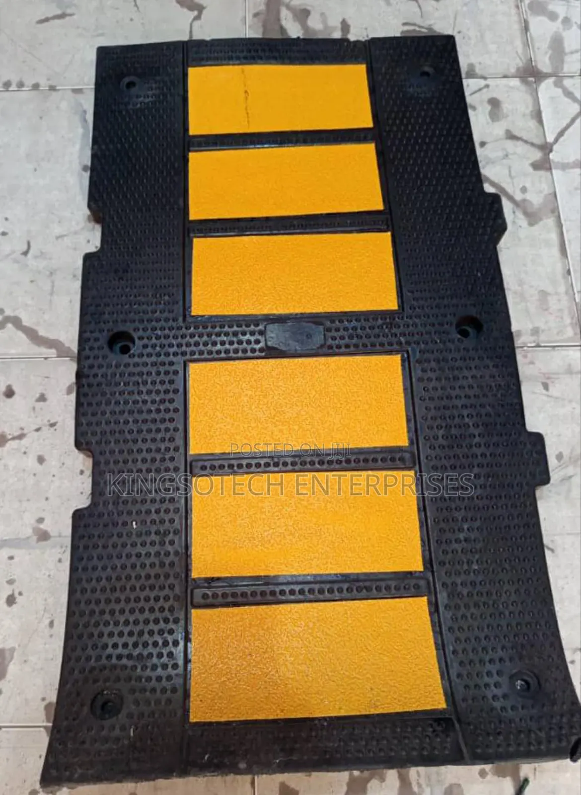 Rubber Speed Bump