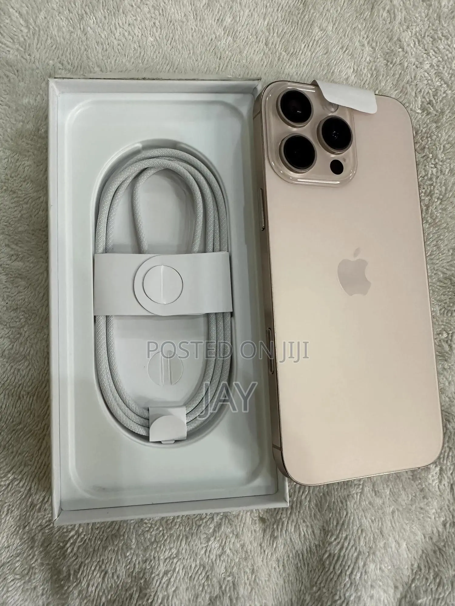 New Apple iPhone 16 Pro Max 512 GB Gold