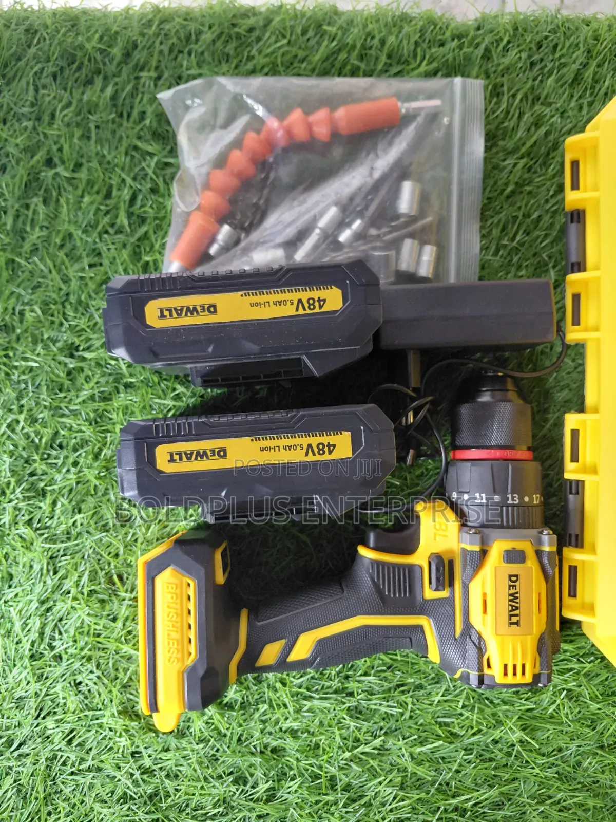 48 Volt Dewalt Screwing Machine