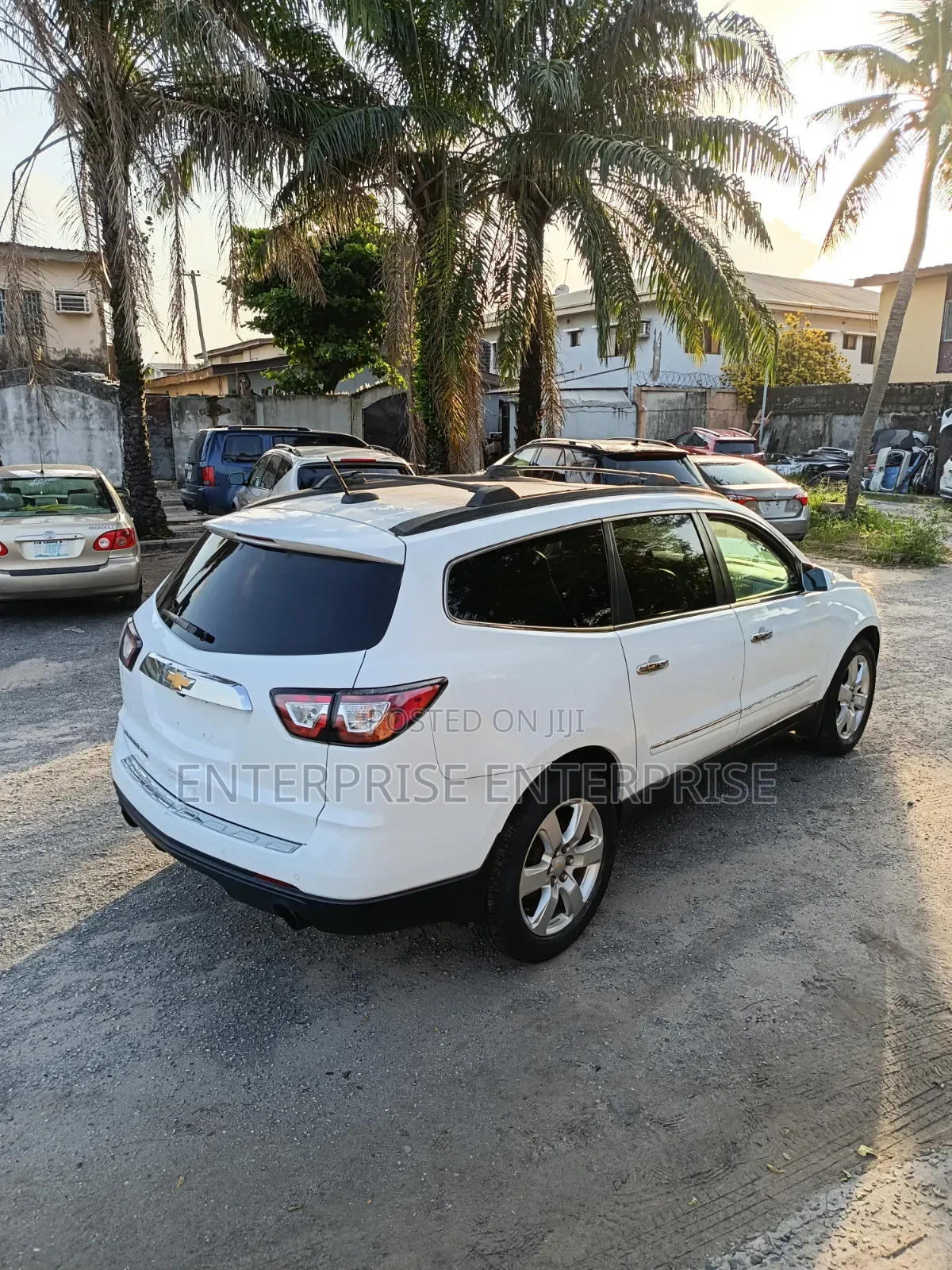 Chevrolet Traverse 2017 White