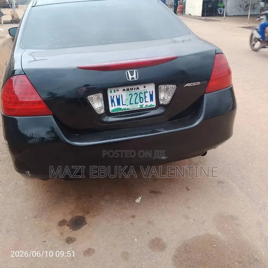 Honda Accord 2007 Matt Black