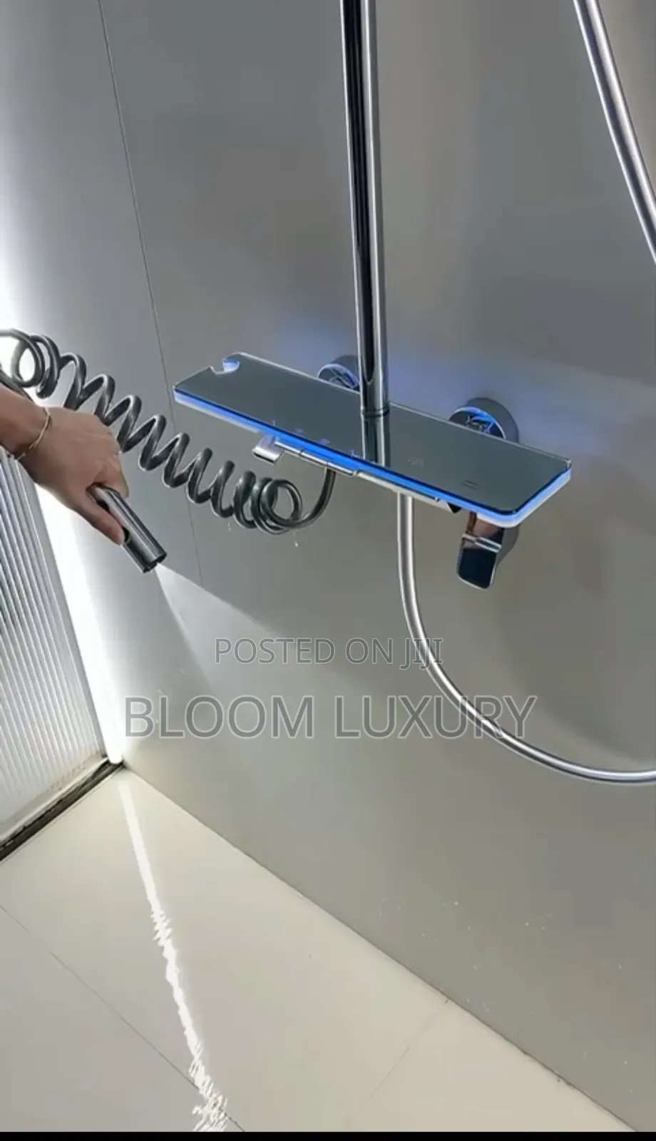 Thermostatic Luxury Standing Shower