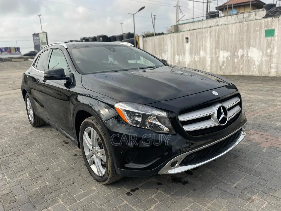 Mercedes-Benz GLA 250 2017 Black