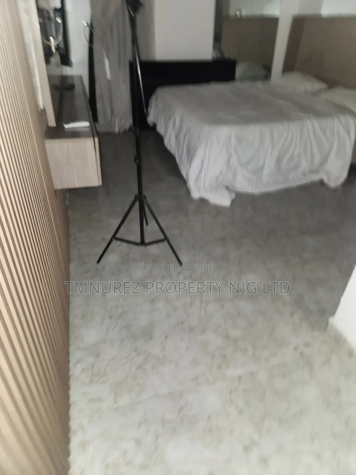Furnished Studio Apartment in Chevron for rent