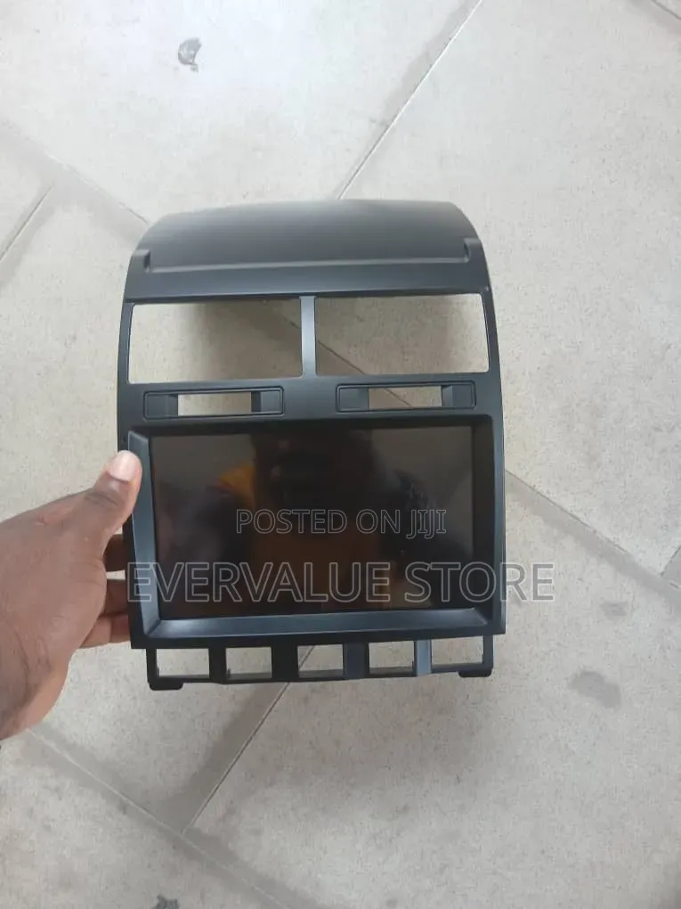 Volkswagen Tuareg 2002-2011 Android Player + Reverse Camera