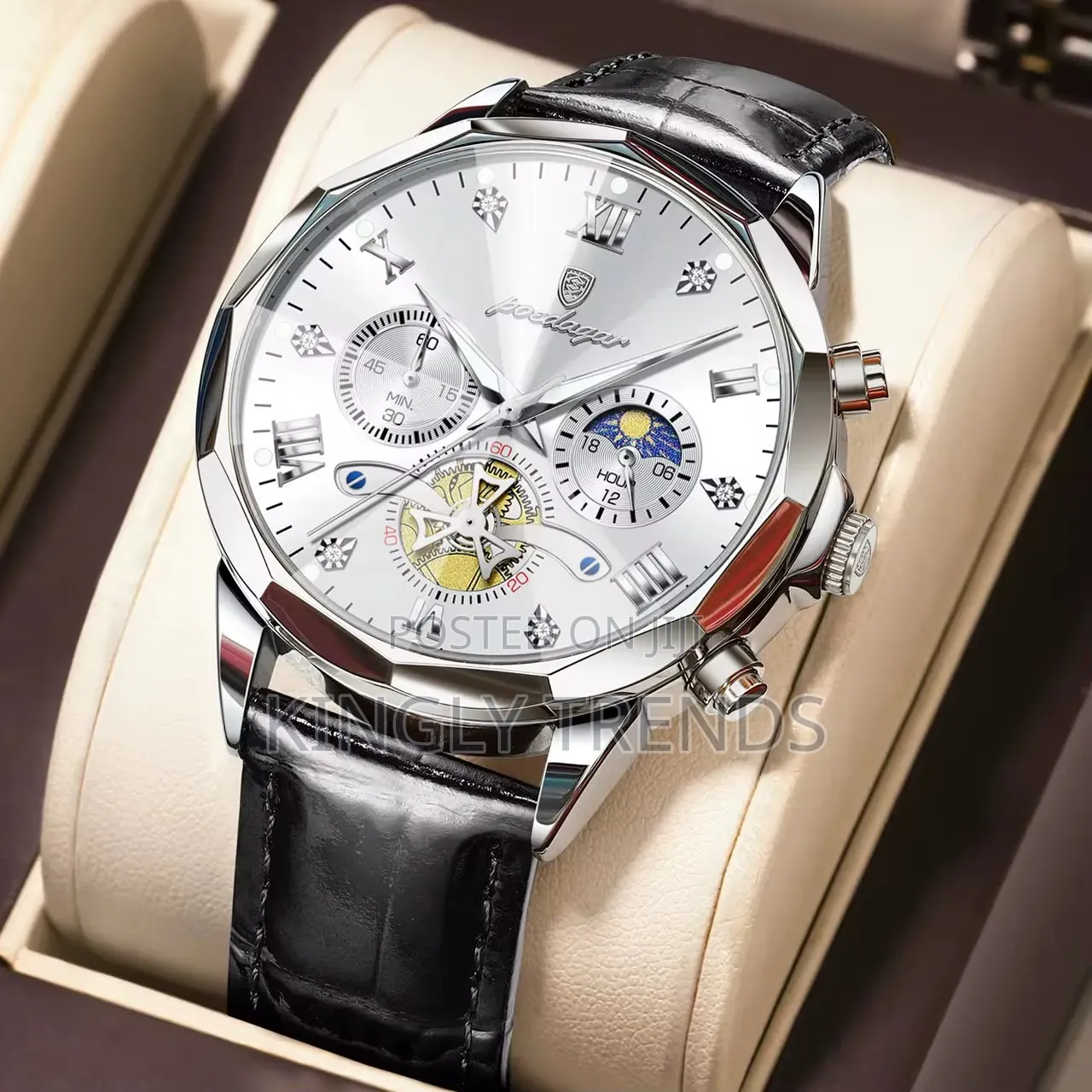 Poedagar Leather Chronograph Wristwatch