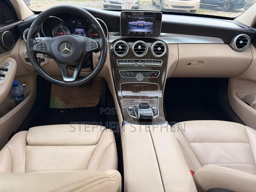 Mercedes-Benz C300 2016 White
