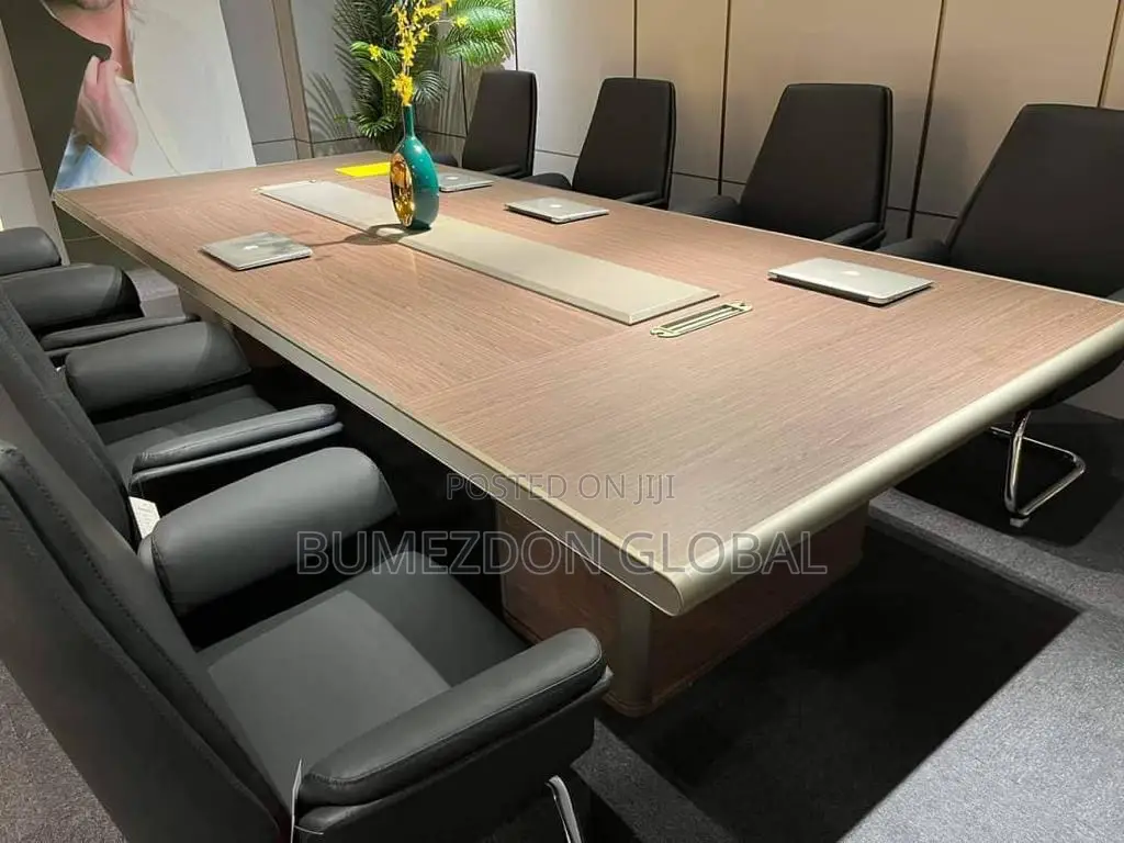 Executive Conference Table – Modern Boardroom Meeting Table for Office