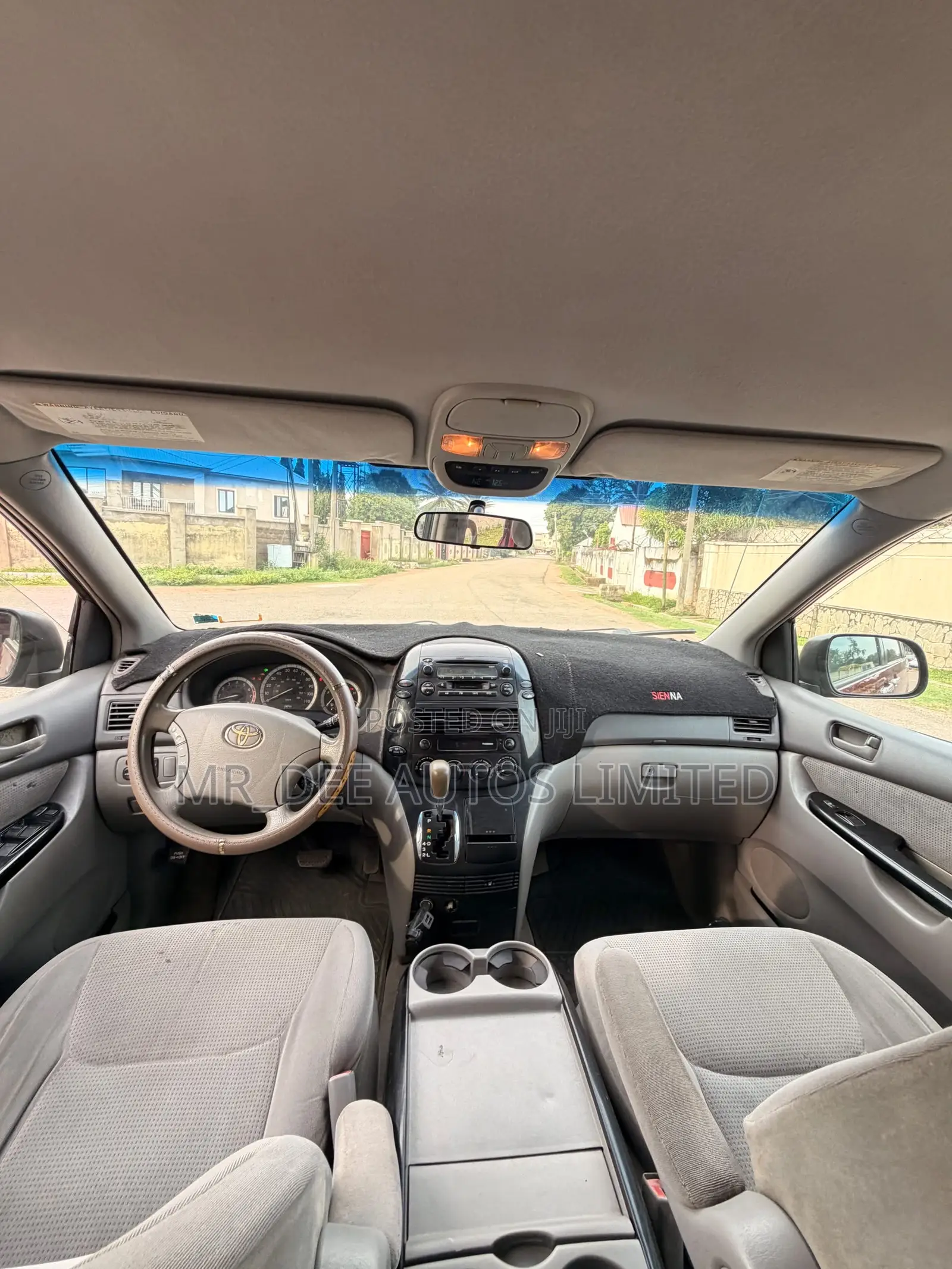 Toyota Sienna 2005 Maroon