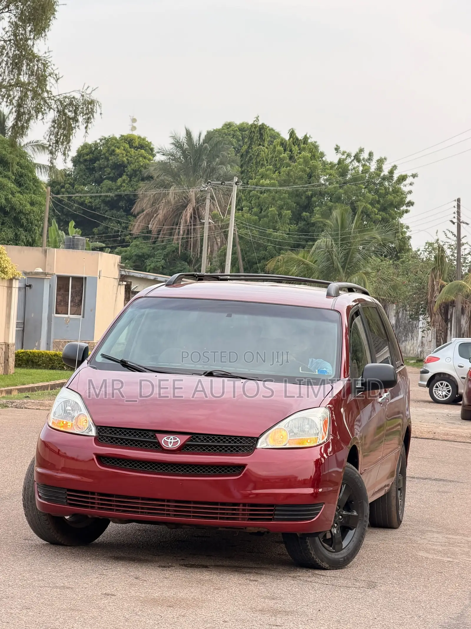 Toyota Sienna 2005 Maroon