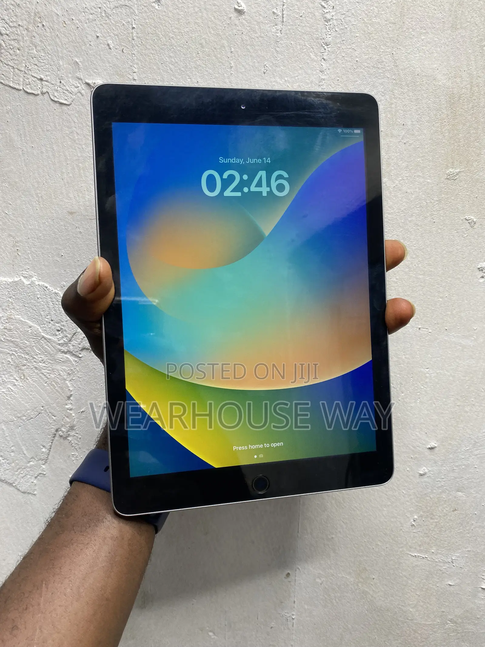 Apple iPad 9.7 32 GB Black