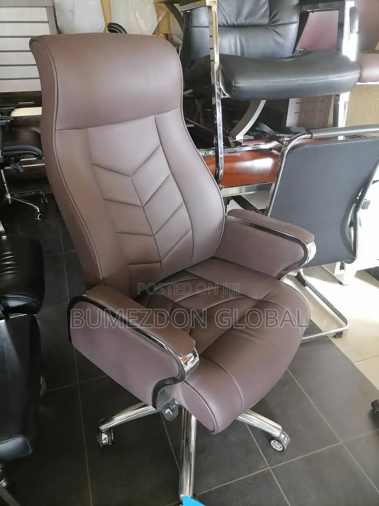 Luxury Executive Office Chair – High Back Ergonomic Leather