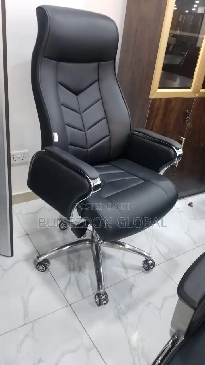 Luxury Executive Office Chair – High Back Ergonomic Leather