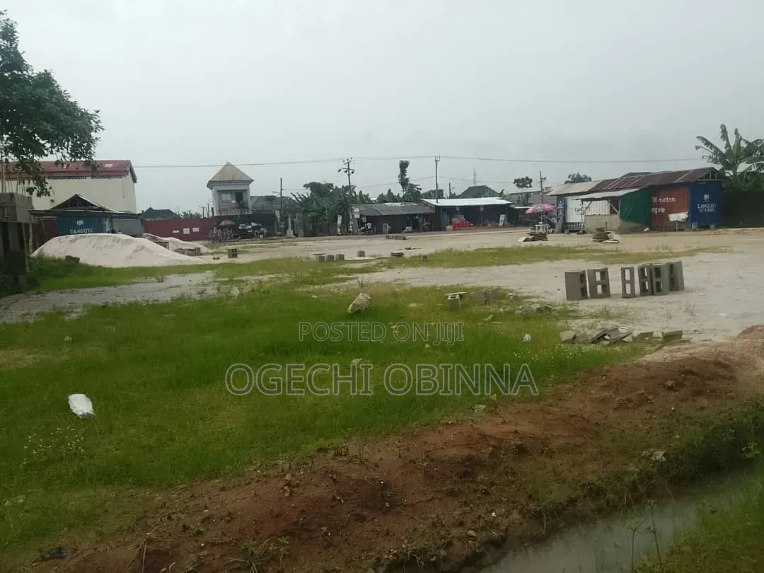 10 Plots of Genuine Land on the Express B4 Igboh-Etche Check-in Point