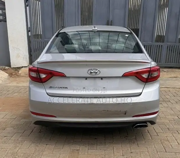 Hyundai Sonata Limited 2.0T Seban (2.0L 4cyl 6A) 2017 Silver