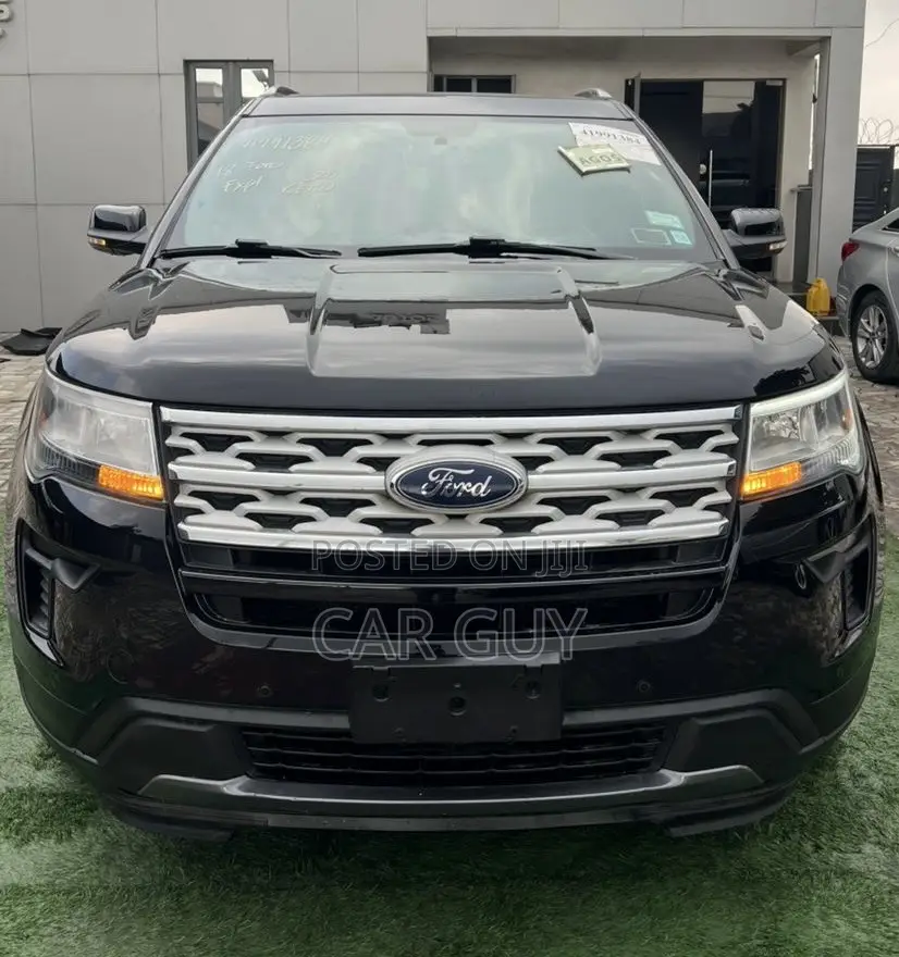 Ford Explorer XLT AWD 2018 Black