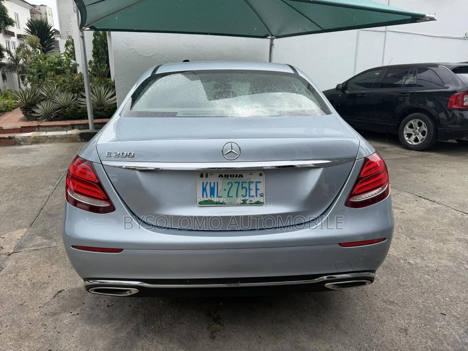Mercedes-Benz E200 2018 Blue