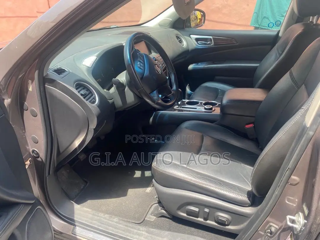 Nissan Pathfinder SL 4x4 2013 Gray