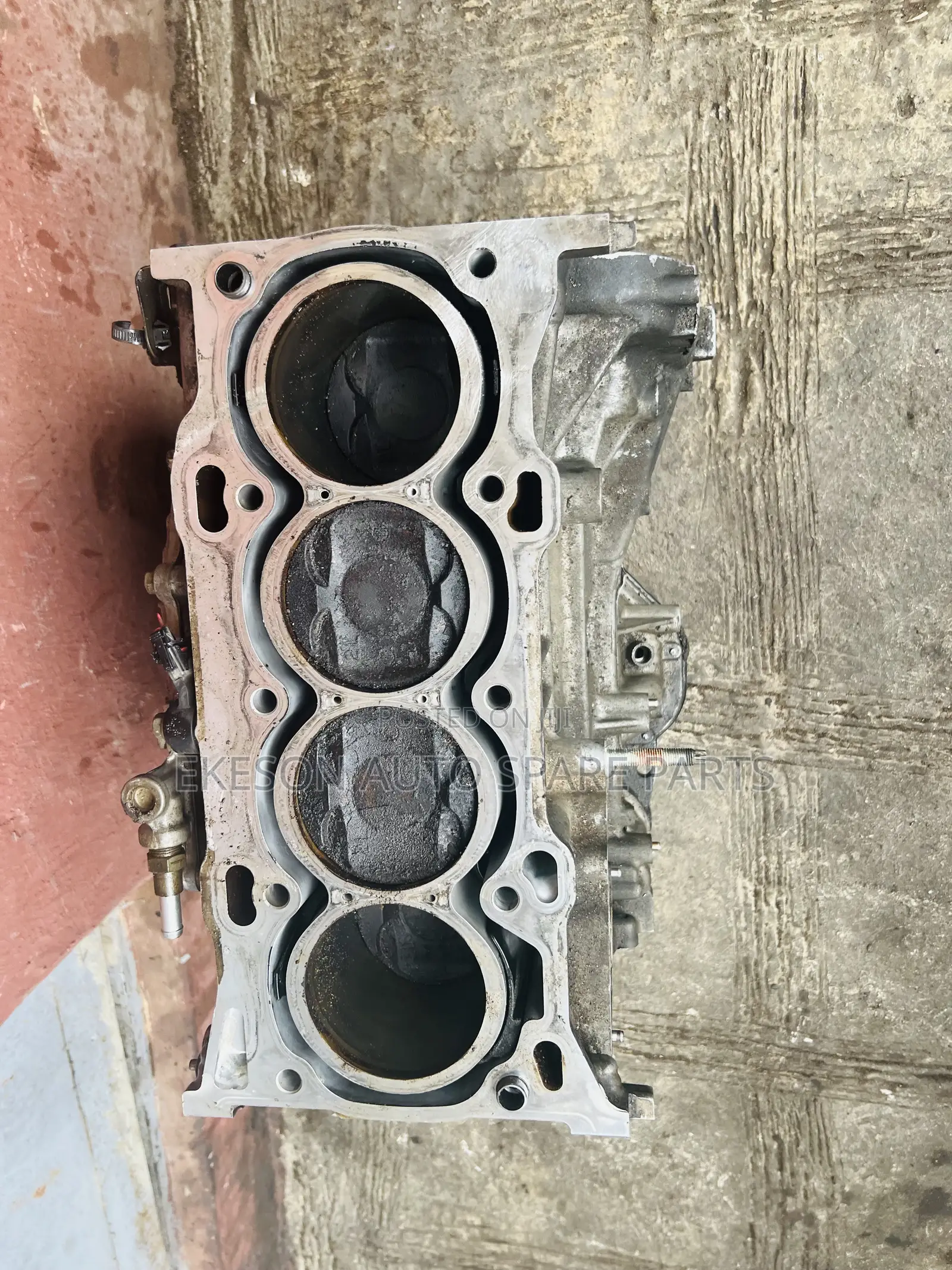 Tokunbo 2ar Half Engine for Venza,Rav4,Camry 4plug Engine