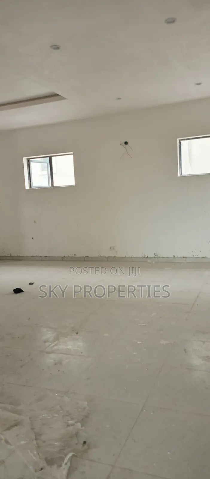 150 SQMS Shop Space for Rent in Lekki Fhase1