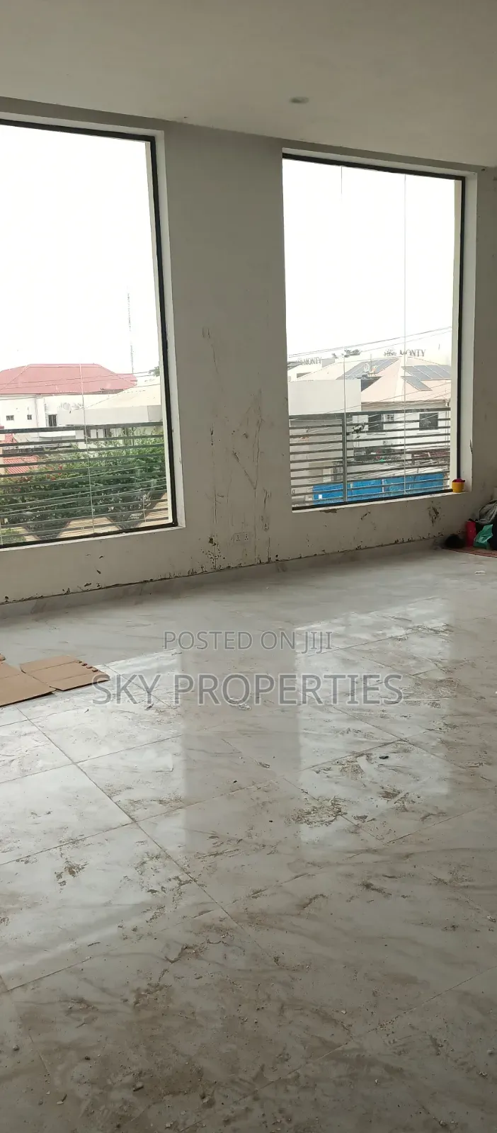 150 SQMS Shop Space for Rent in Lekki Fhase1