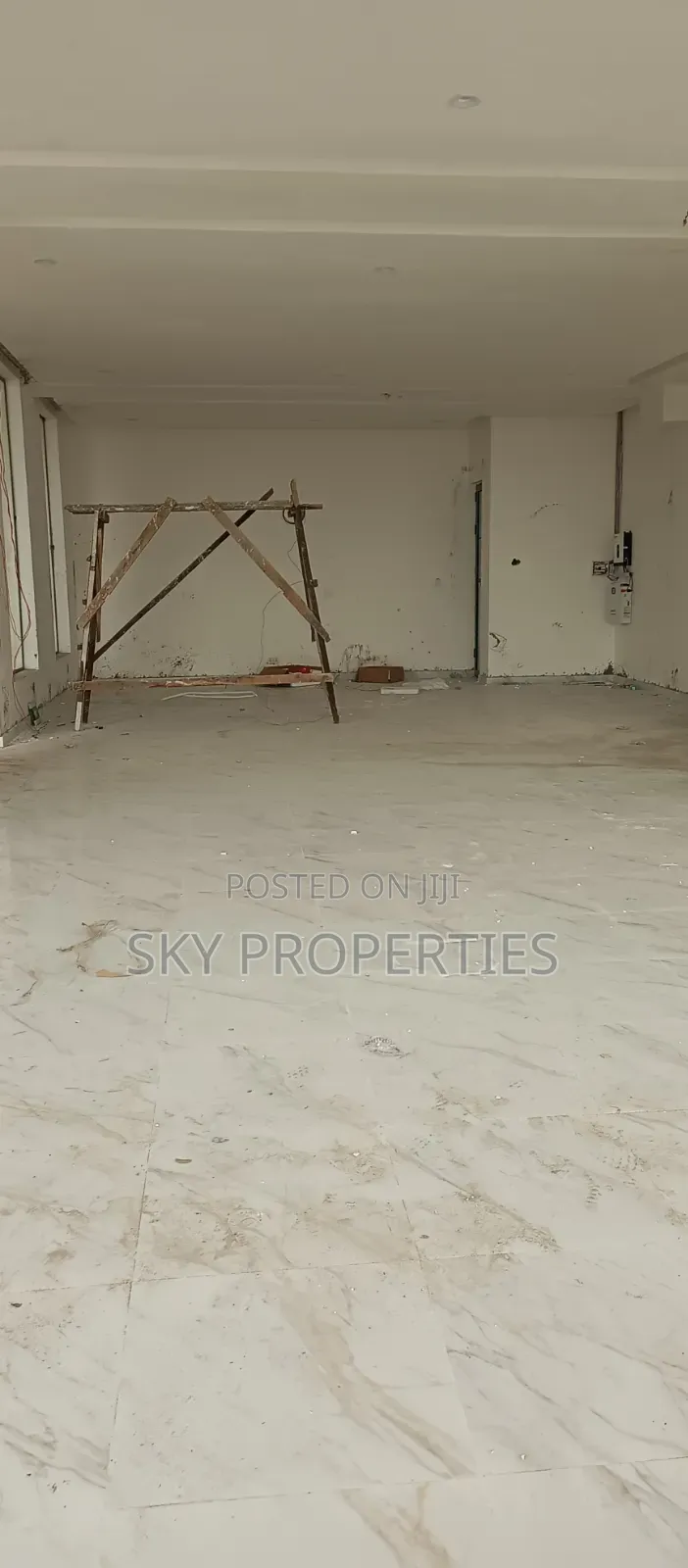 150 SQMS Shop Space for Rent in Lekki Fhase1