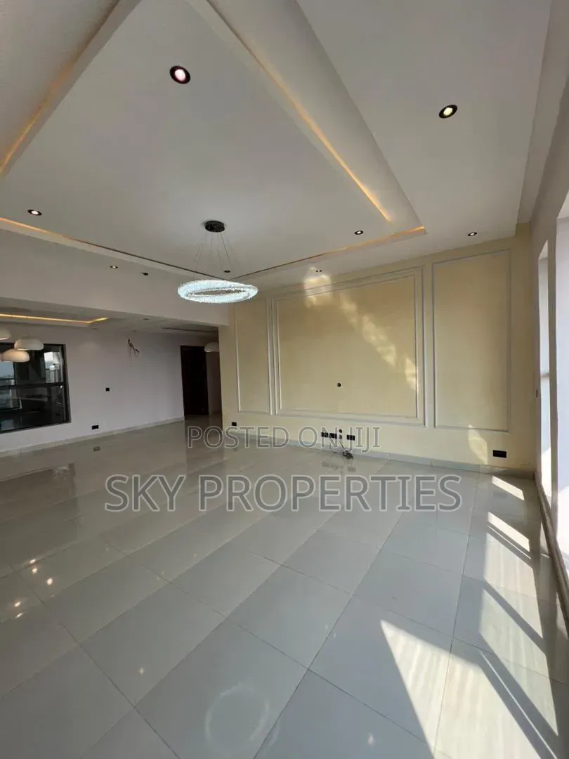 3bdrm Penthouse in Greenland, Lekki Phase 1 for sale