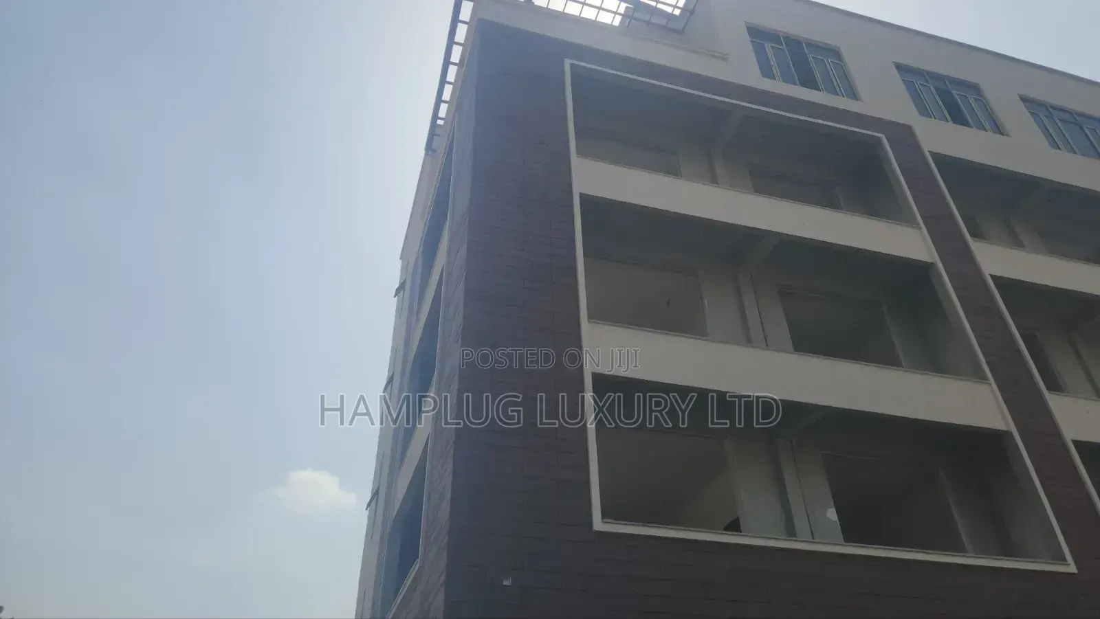 Shop/Office Space for Sale