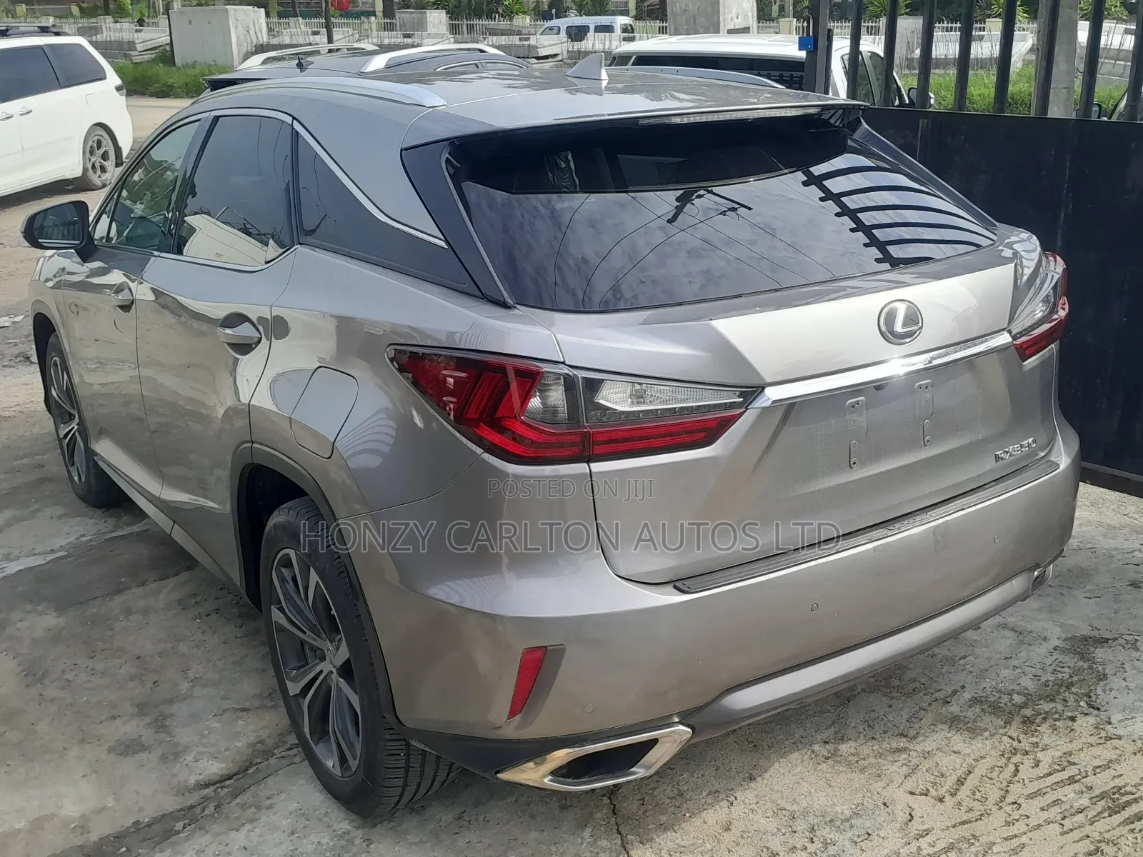 Lexus RX 350 AWD 2017 Gold