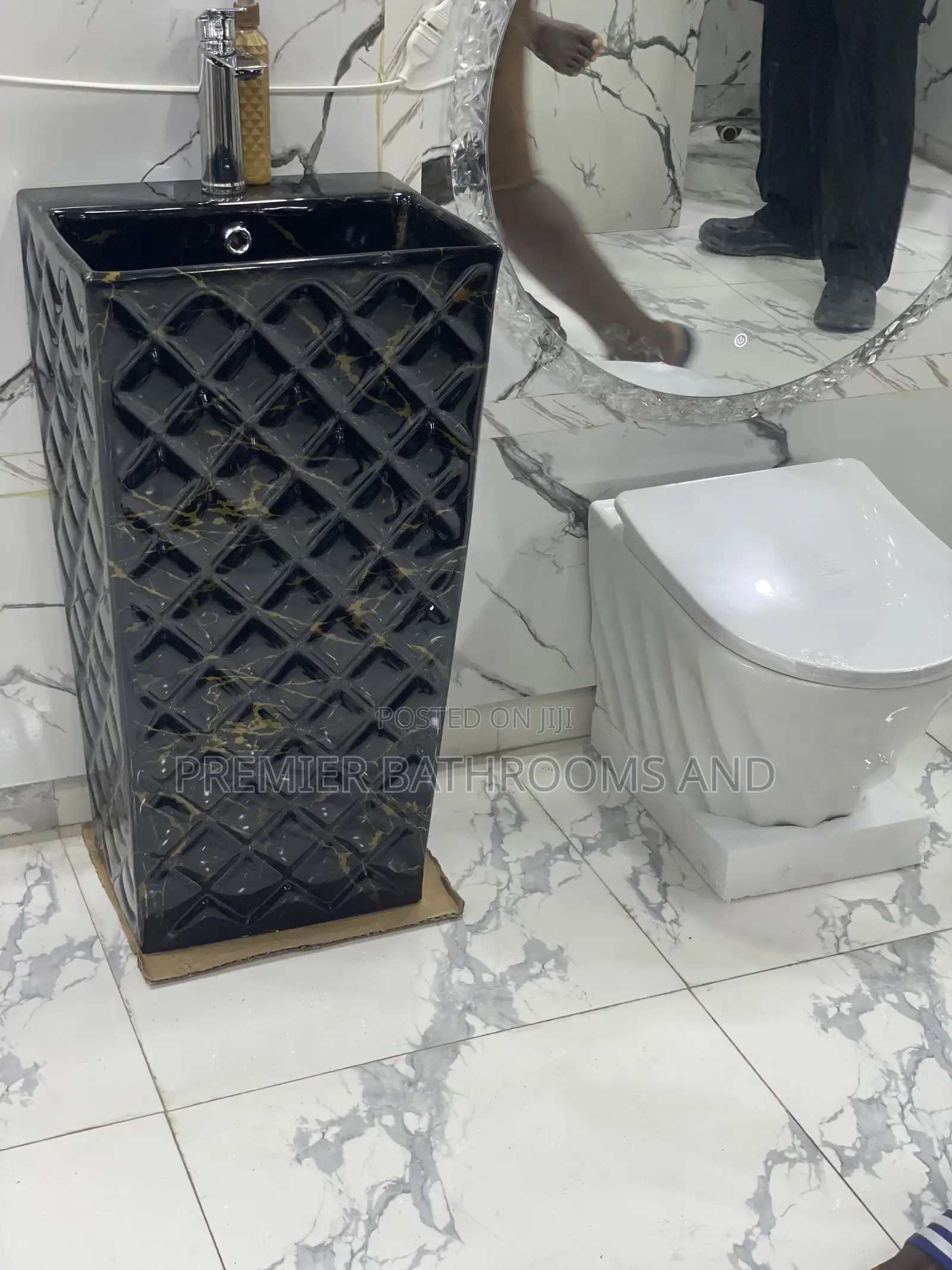 Black Standing Washing Hand Basin