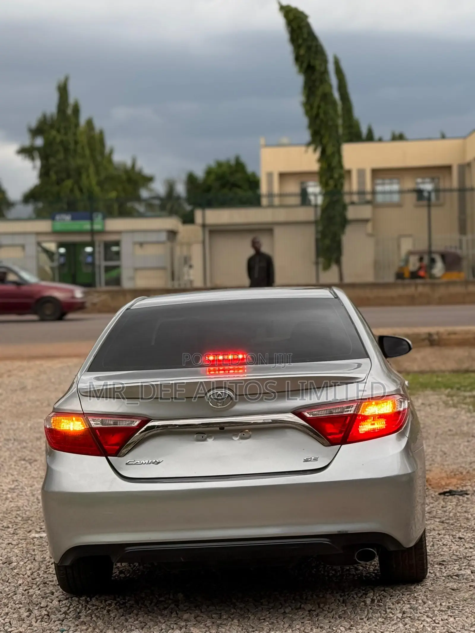 Toyota Camry 2017 Silver