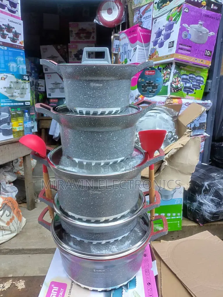 Marble Pot With Silicon Spoon