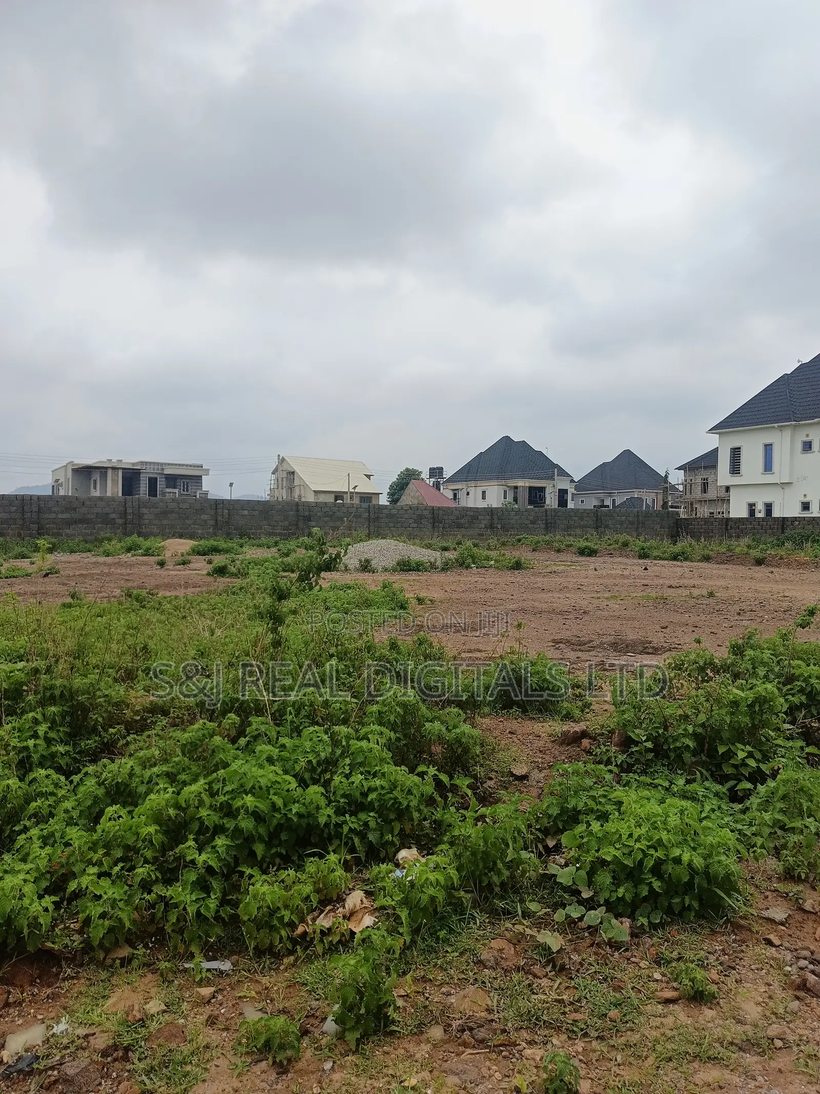1000 SQM Land