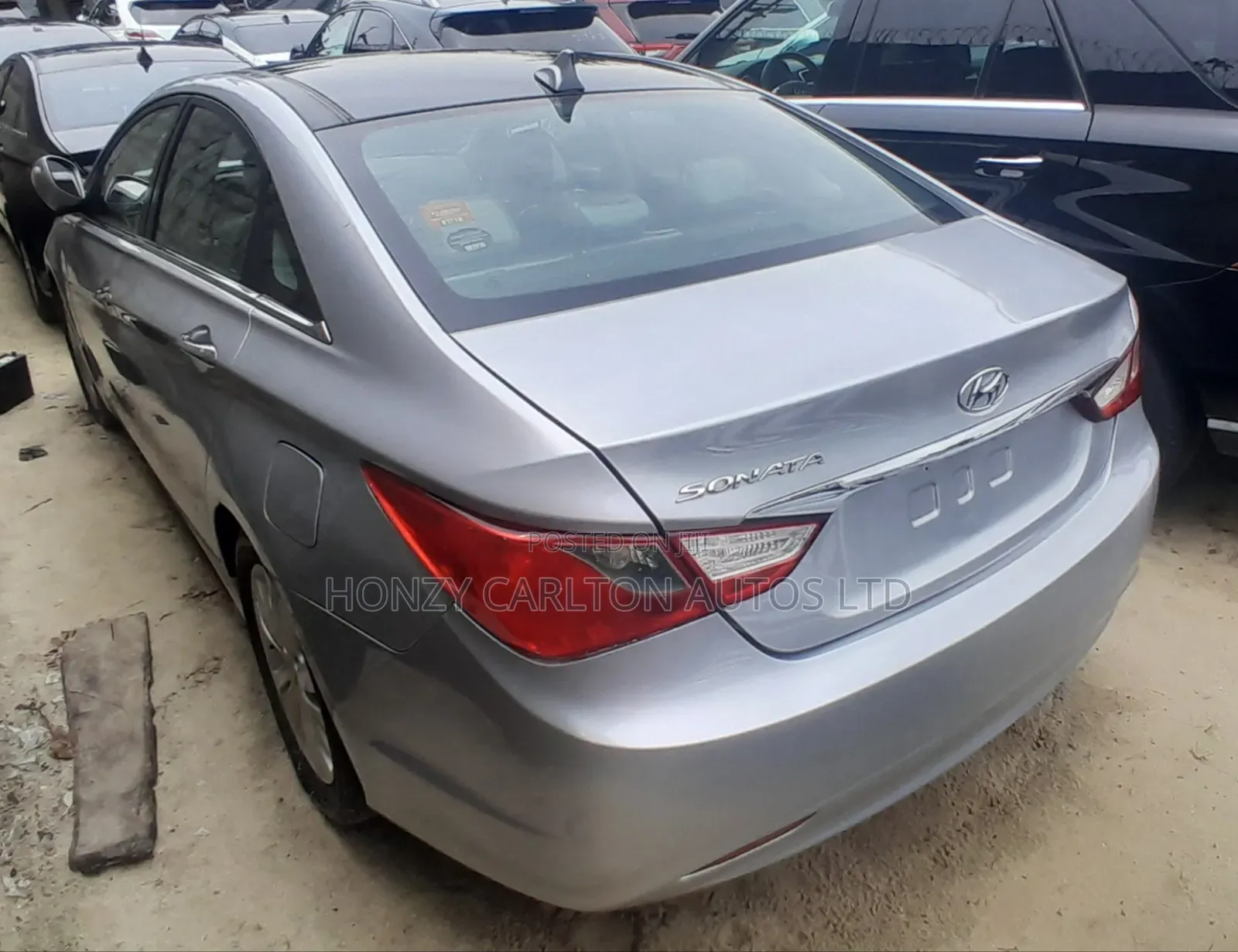 Hyundai Sonata SE 2.0T Sedan FWD (2.0L 4cyl 6A) 2013 Silver