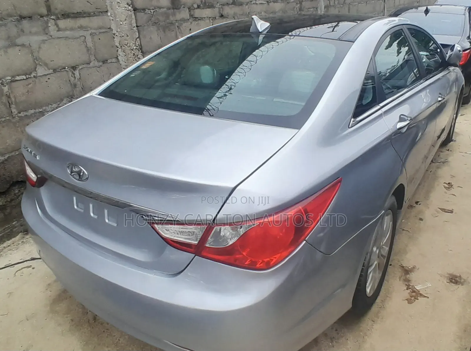 Hyundai Sonata SE 2.0T Sedan FWD (2.0L 4cyl 6A) 2013 Silver