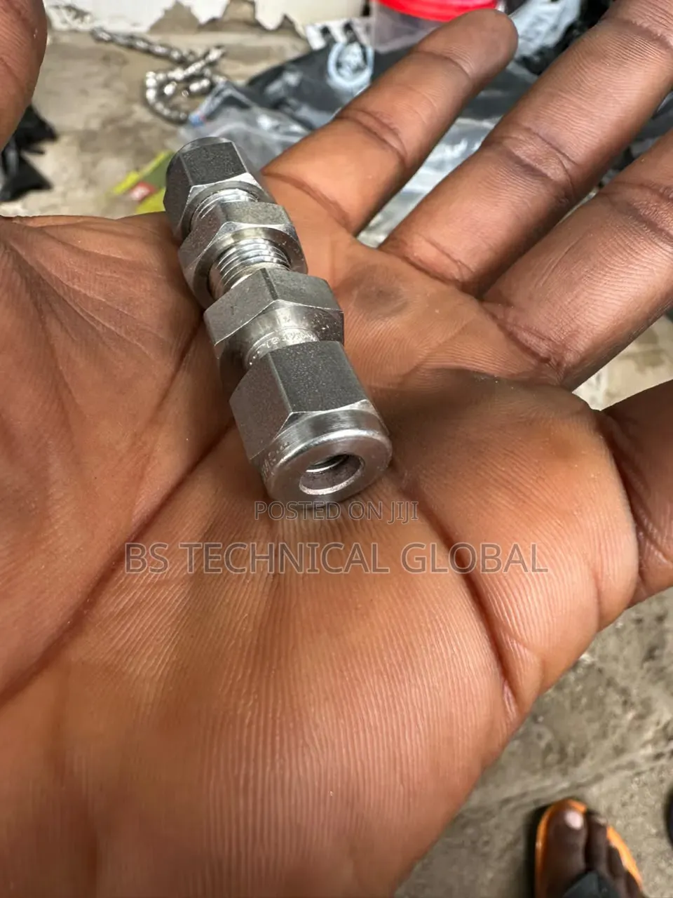 3/8" Od Bulk Head
