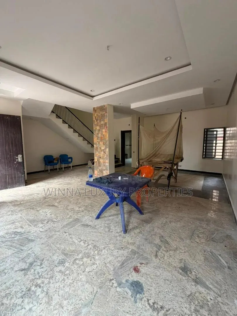 6bdrm Townhouse/Terrace in Wuye Main for sale