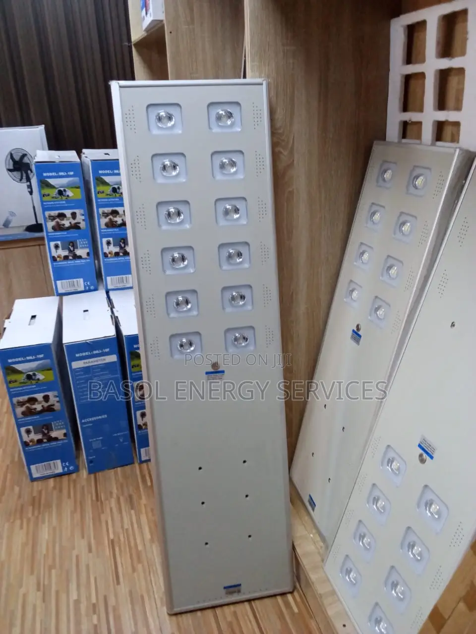Original 100w Wakatek Solar Street Light / NDDC Approved