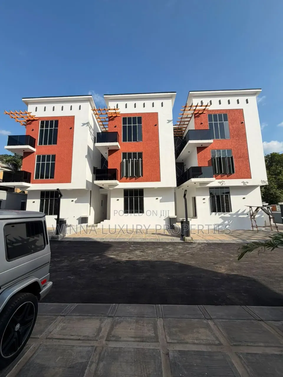 4bdrm Townhouse/Terrace in Utako for sale