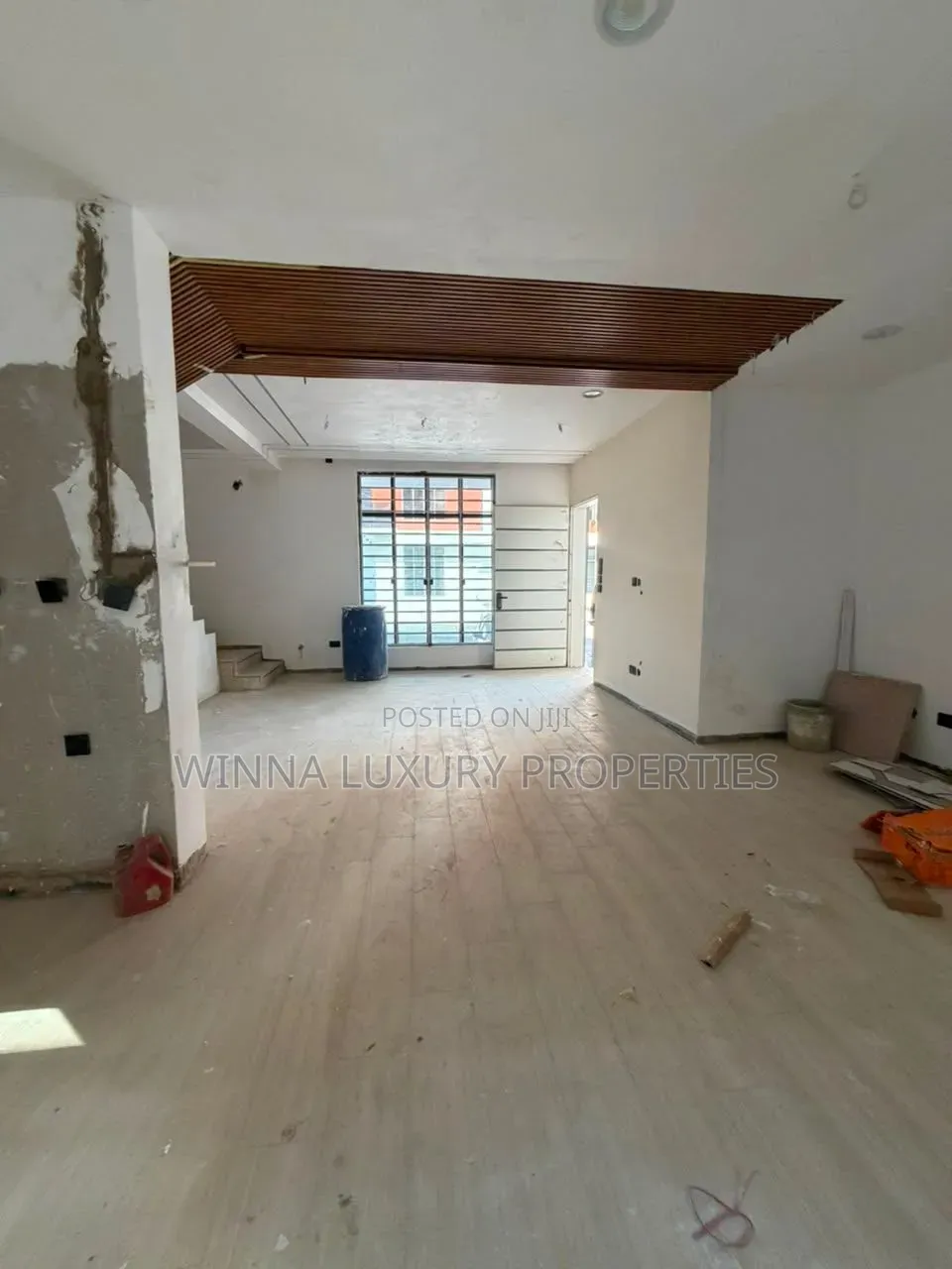 4bdrm Townhouse/Terrace in Utako for sale
