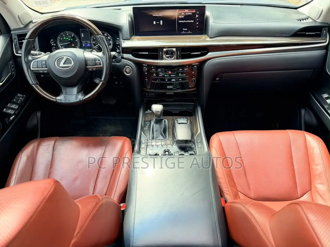 Lexus LX 570 AWD 2017 Gray