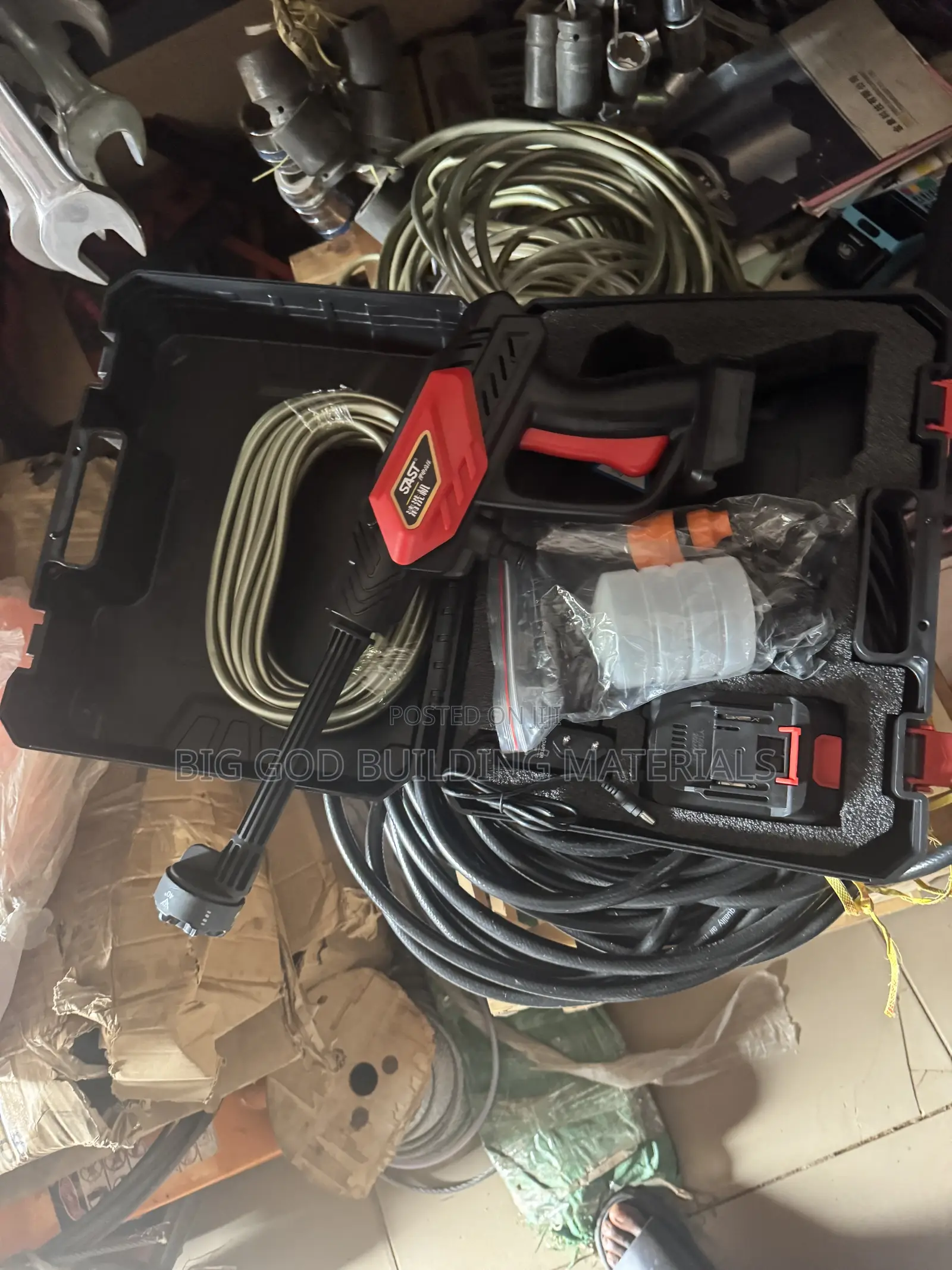 Cordless Pressure Car Wash