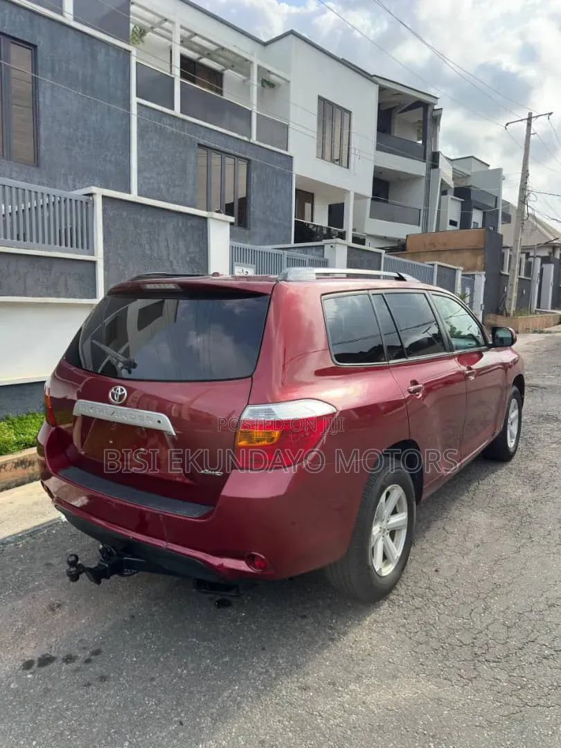 Toyota Highlander 2011 Red