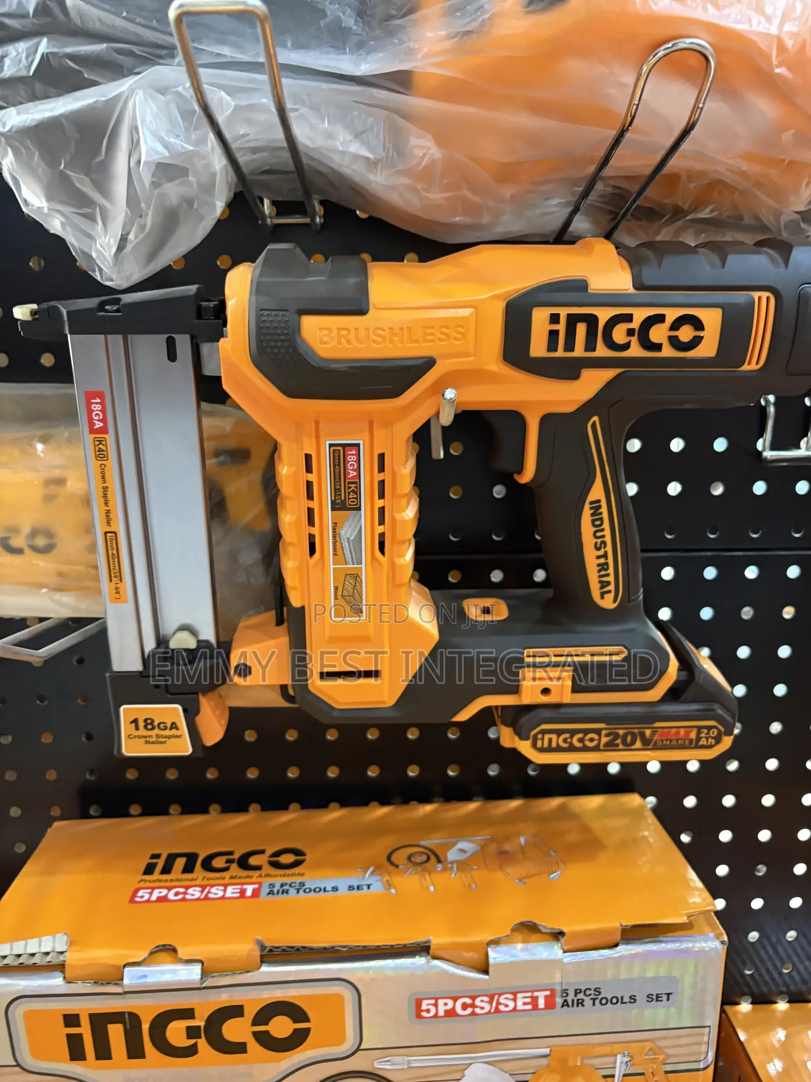 Ingco 20v Cordless Brushless Crown Stapler Nailer