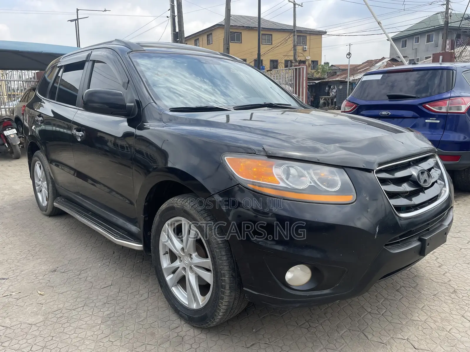 Hyundai Santa Fe 2010 Black